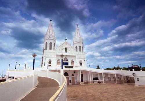 Madurai to Thiruvananthapuram cabs Booking in Madurai